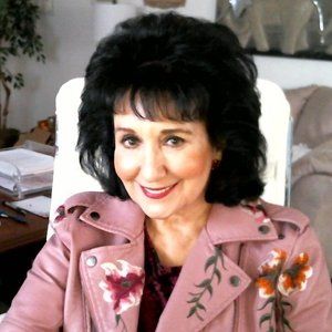 Meet your Posher, Anne